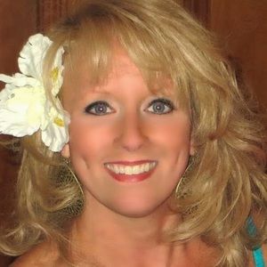 Meet your Posher, Christie